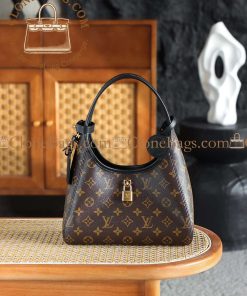 Replica Designer Bags – Louis Vuitton M12940 The Drop PM