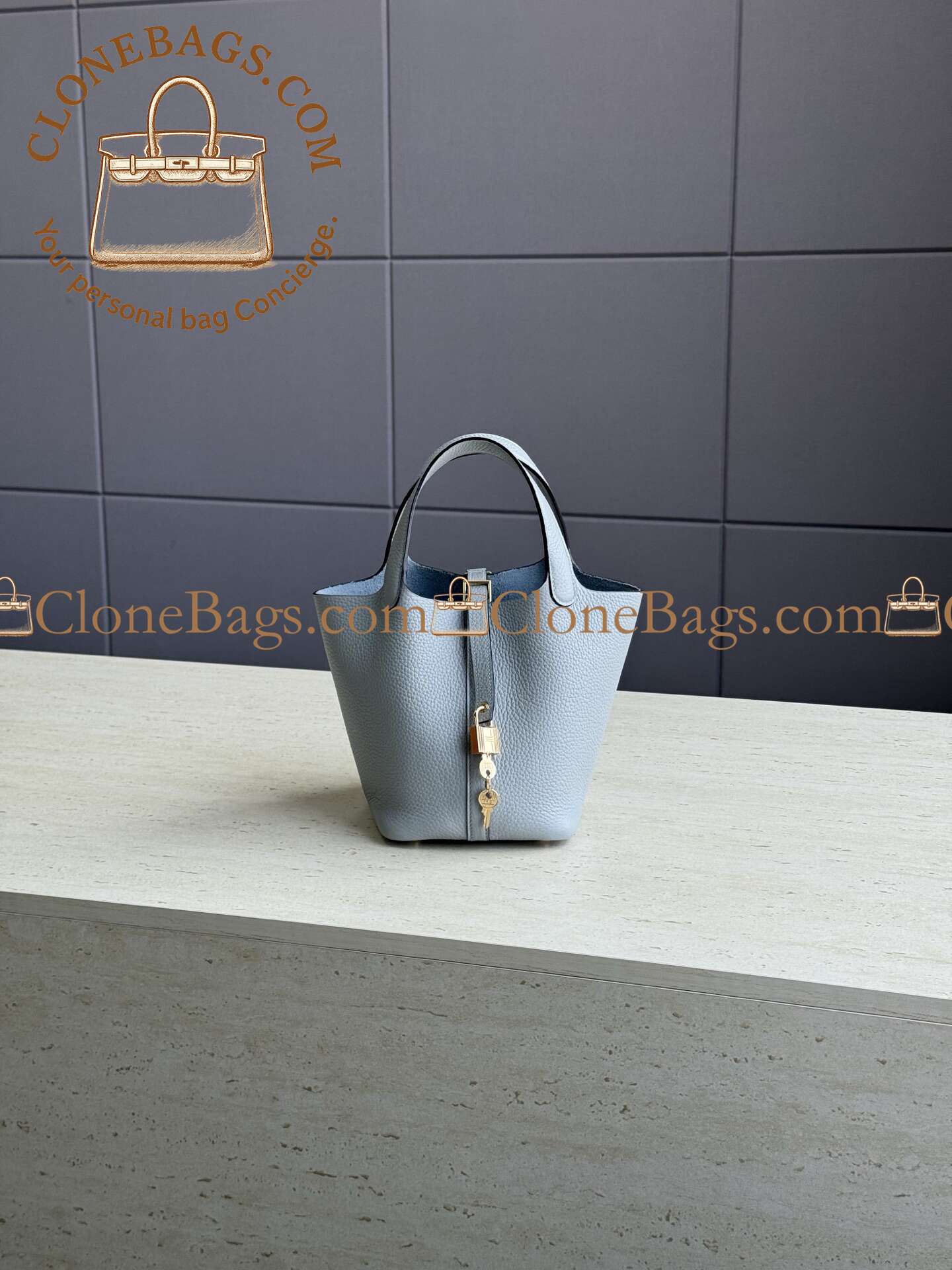 Replica Designer Bags – Hermès Picotin Lock 18 Bleu Pale