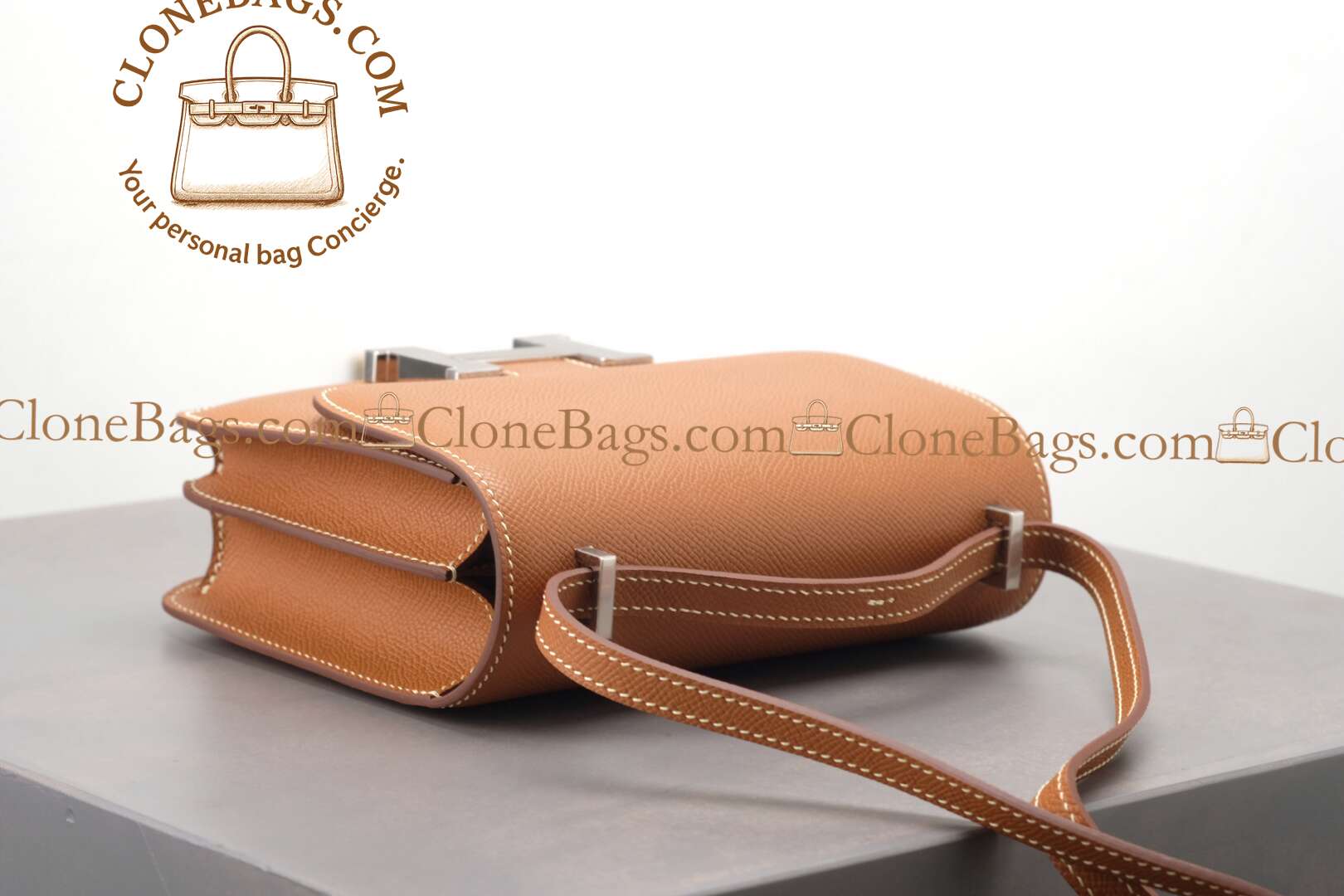 Hermès Replica Designer Bags 1:1 Constance 18cm Caramel Brown Palladium Hardware - Image 5