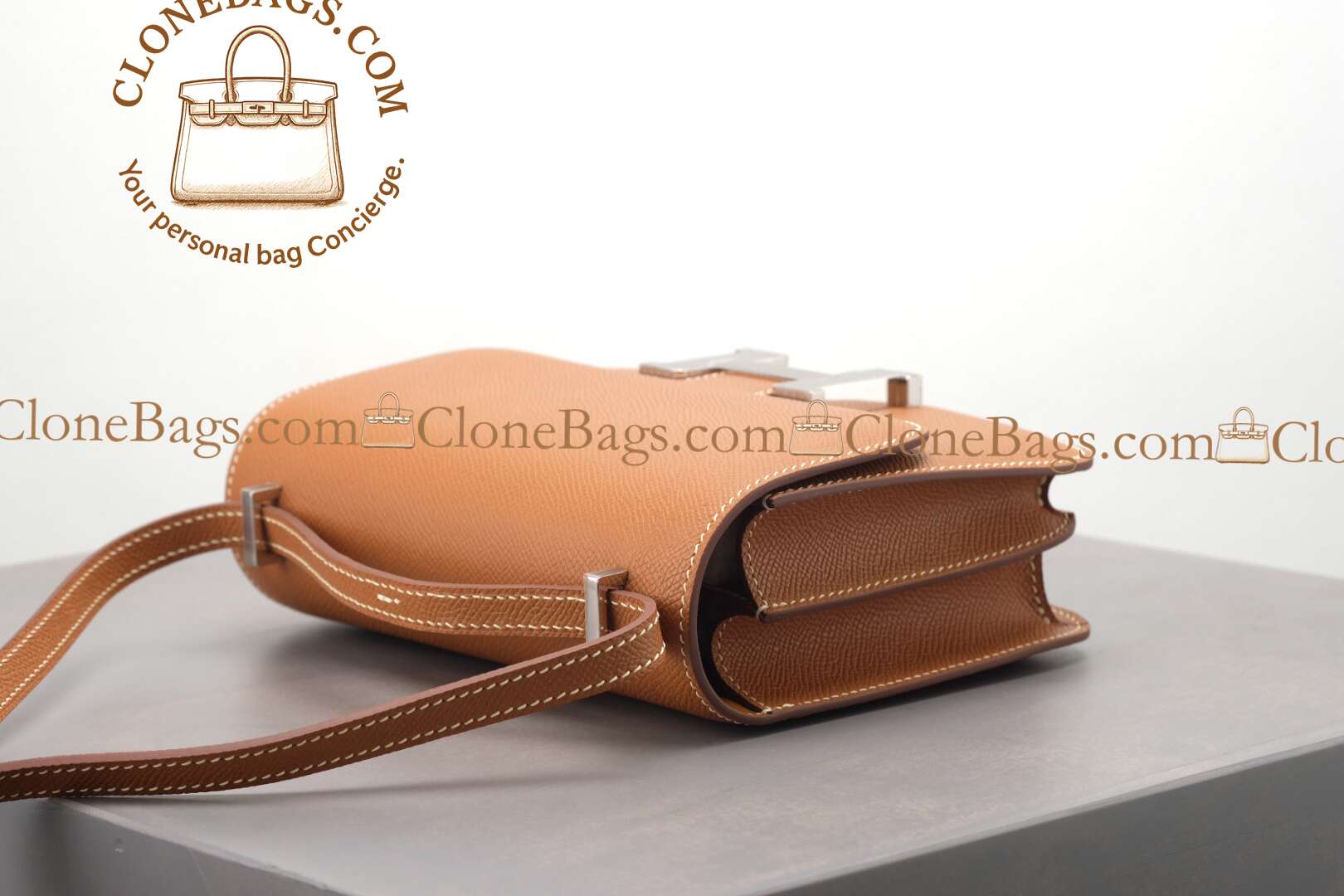 Hermès Replica Designer Bags 1:1 Constance 18cm Caramel Brown Palladium Hardware - Image 8