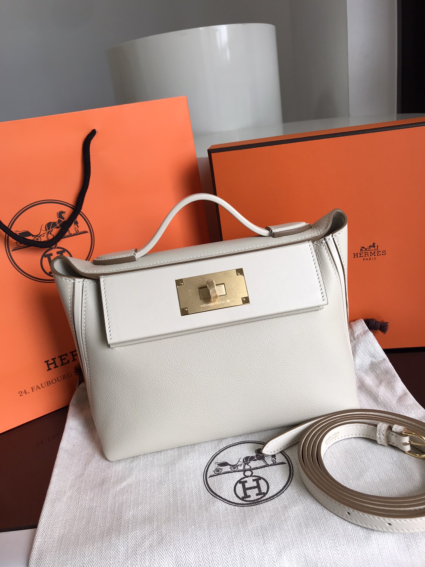 Replica Designer Bags – Hermès 24/24 21 Beton Evercolor and Swift