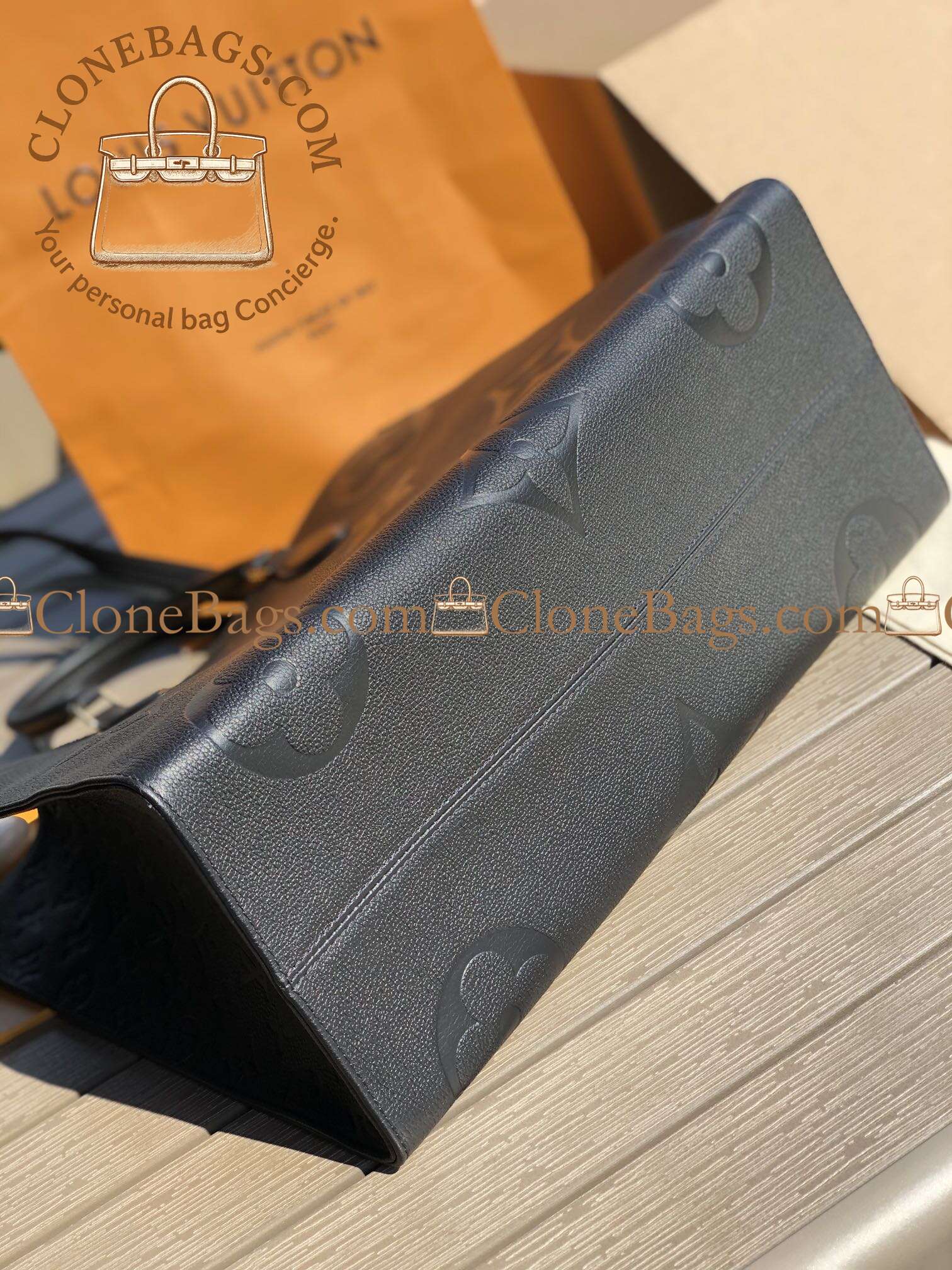Louis Vuitton Replica Designer Bags 1:1 M44925 OnTheGo GM - Image 7