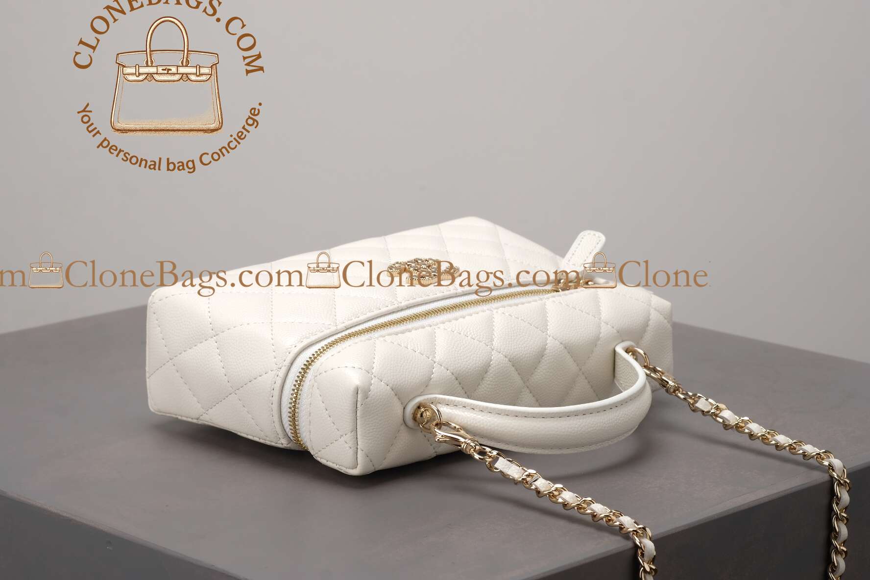 Chanel replica designer bag 1:1 White Quilted Lambskin Long Vanity Case Brushed Gold Hardware - Image 4
