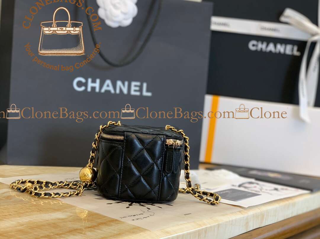 Chanel Replica Designer Bags 1:1 Lambskin Quilted Mini Pearl Crush Vanity Case With Chain Black - Image 7
