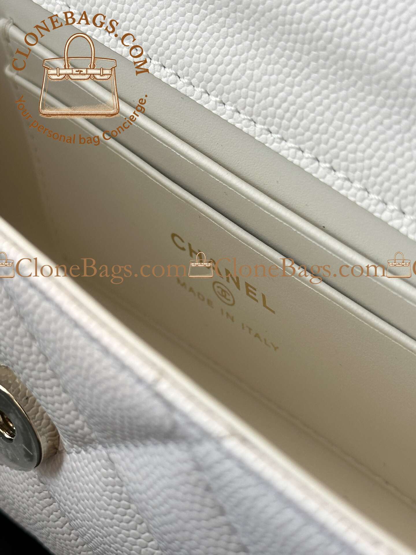 Chanel Replica Designer Bags 1:1 Caviar Quilted Match Top Handle Phone Holder With Chain White - Image 5