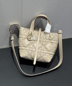 Alternative view of Dior Replica Designer Bags 1:1 Small Toujours Vertical Tote Bag Craie Macrocannage Calfskin