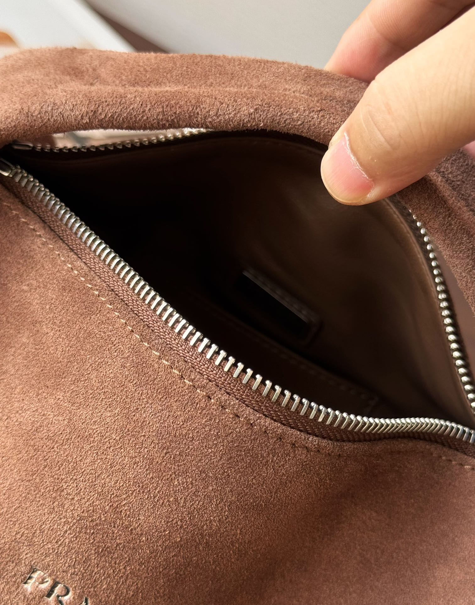 Prada Replica Designer Bags 1:1 Coffee Suede leather shoulder bag - Image 5