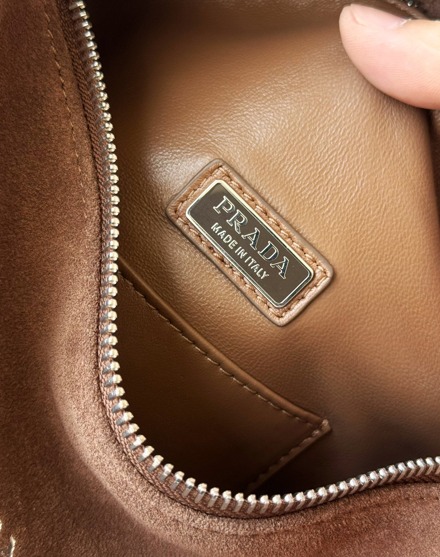 Prada Replica Designer Bags 1:1 Coffee Suede leather shoulder bag - Image 6