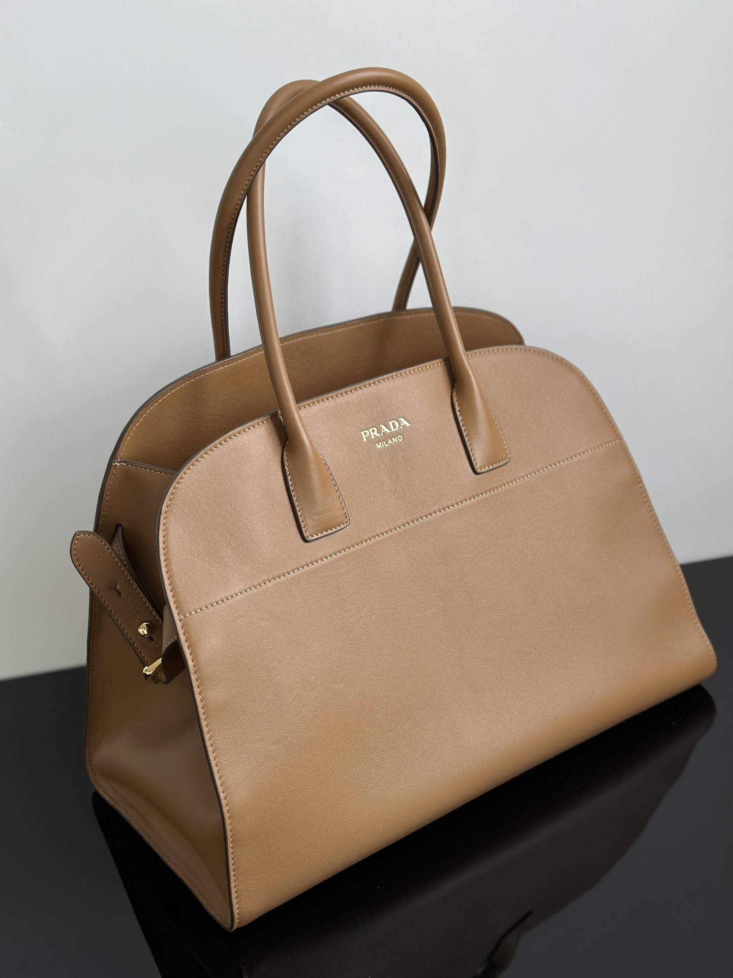 Replica Designer Bags – Prada Caramel tote bag