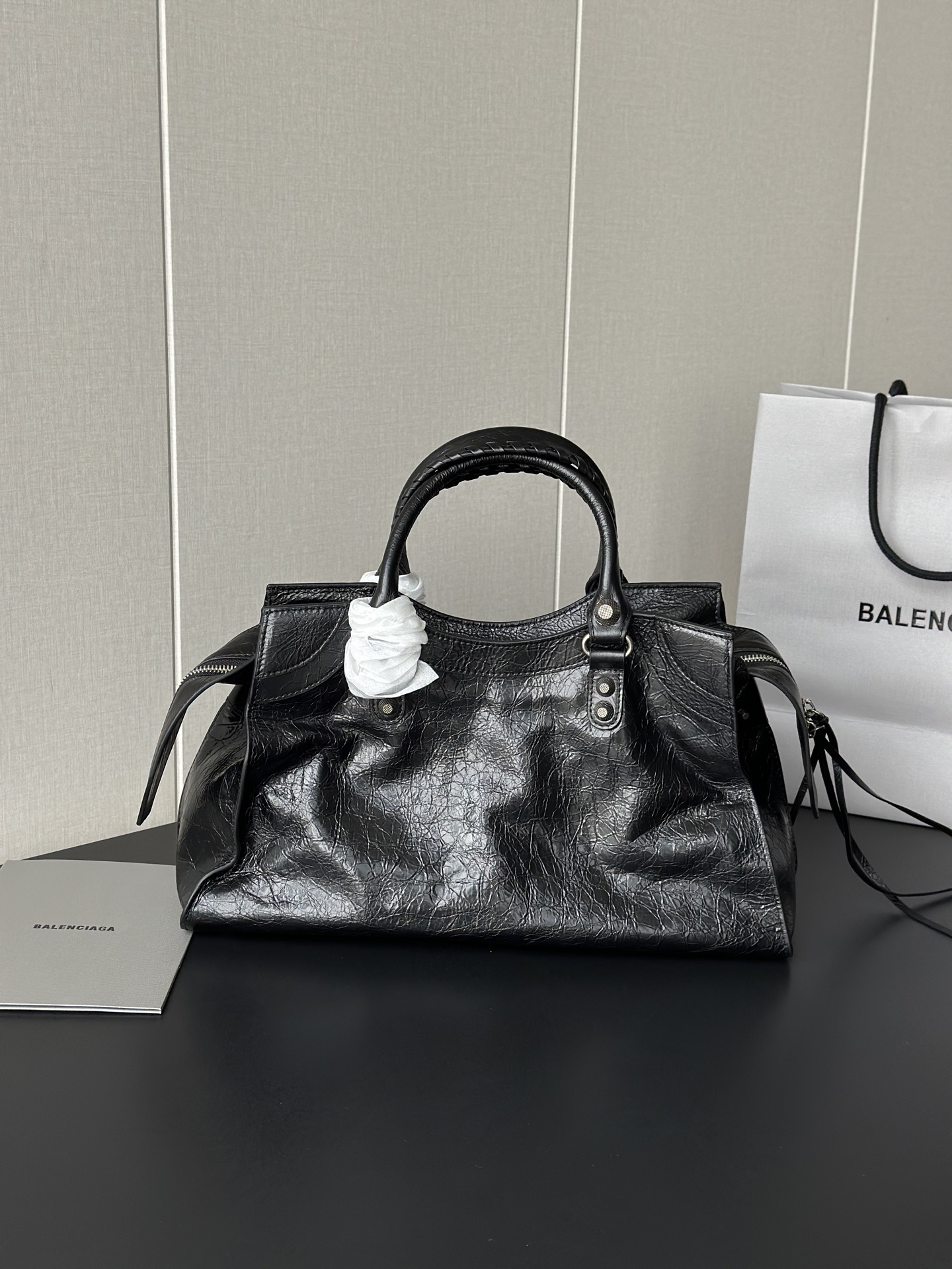 Balenciaga Replica Designer Bags 1:1 Agneau Arena Neo Cagole City Handbag Black - Image 2
