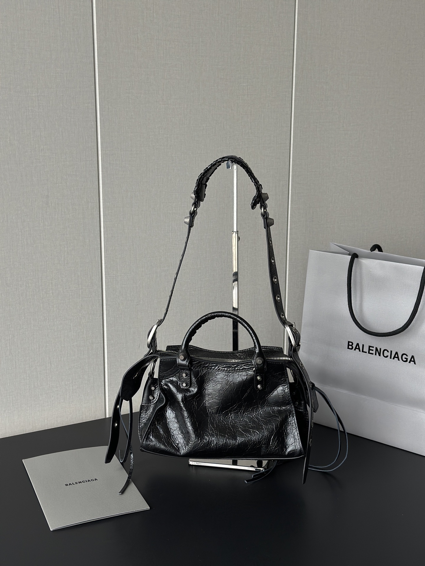 Balenciaga Replica Designer Bags 1:1 Agneau Neo Cagole City Xs Handbag Black - Image 9