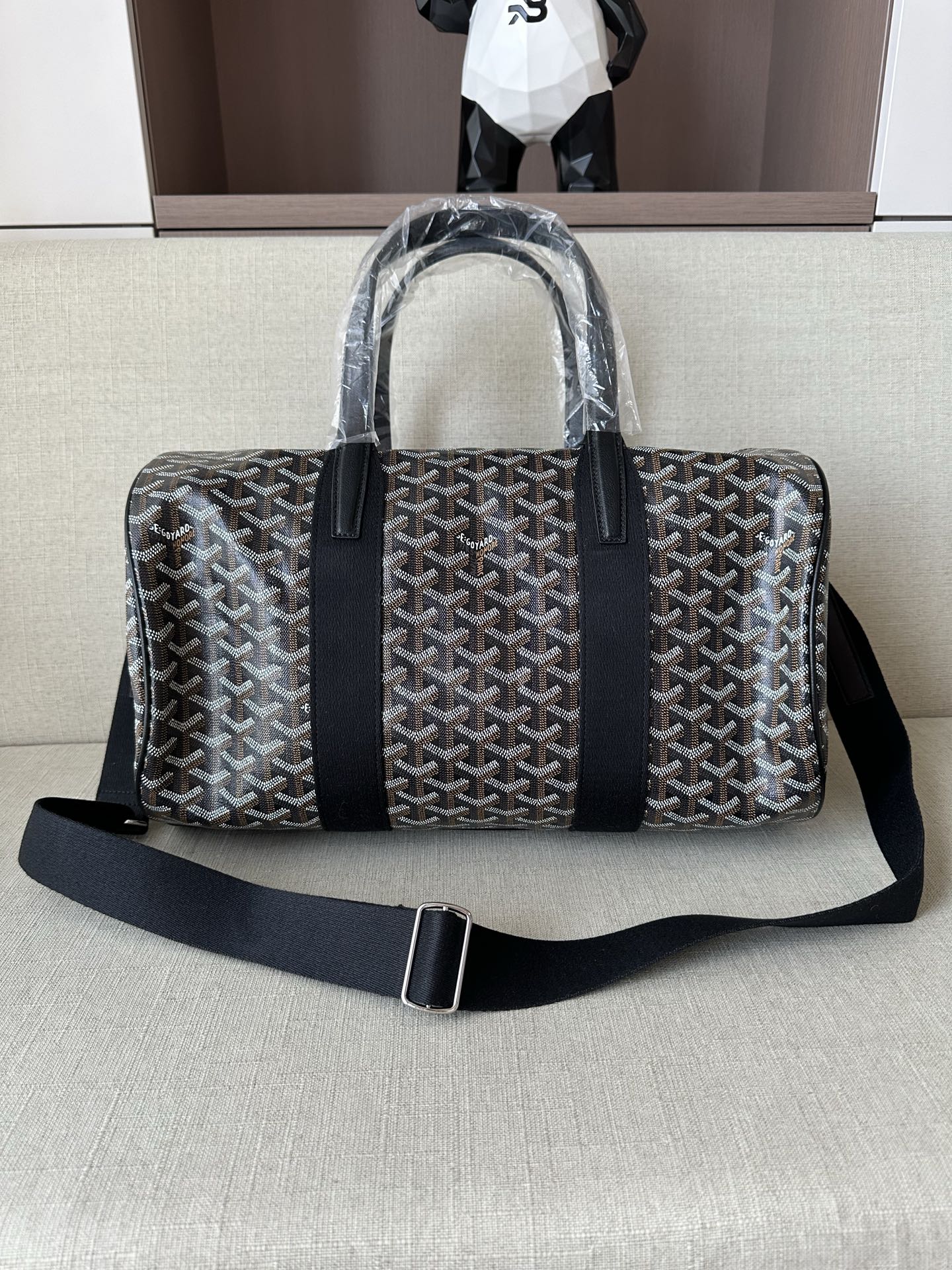 Goyard Replica Designer Bags 1:1 Barrel Sports Bag 40*23*23cm Black - Image 2