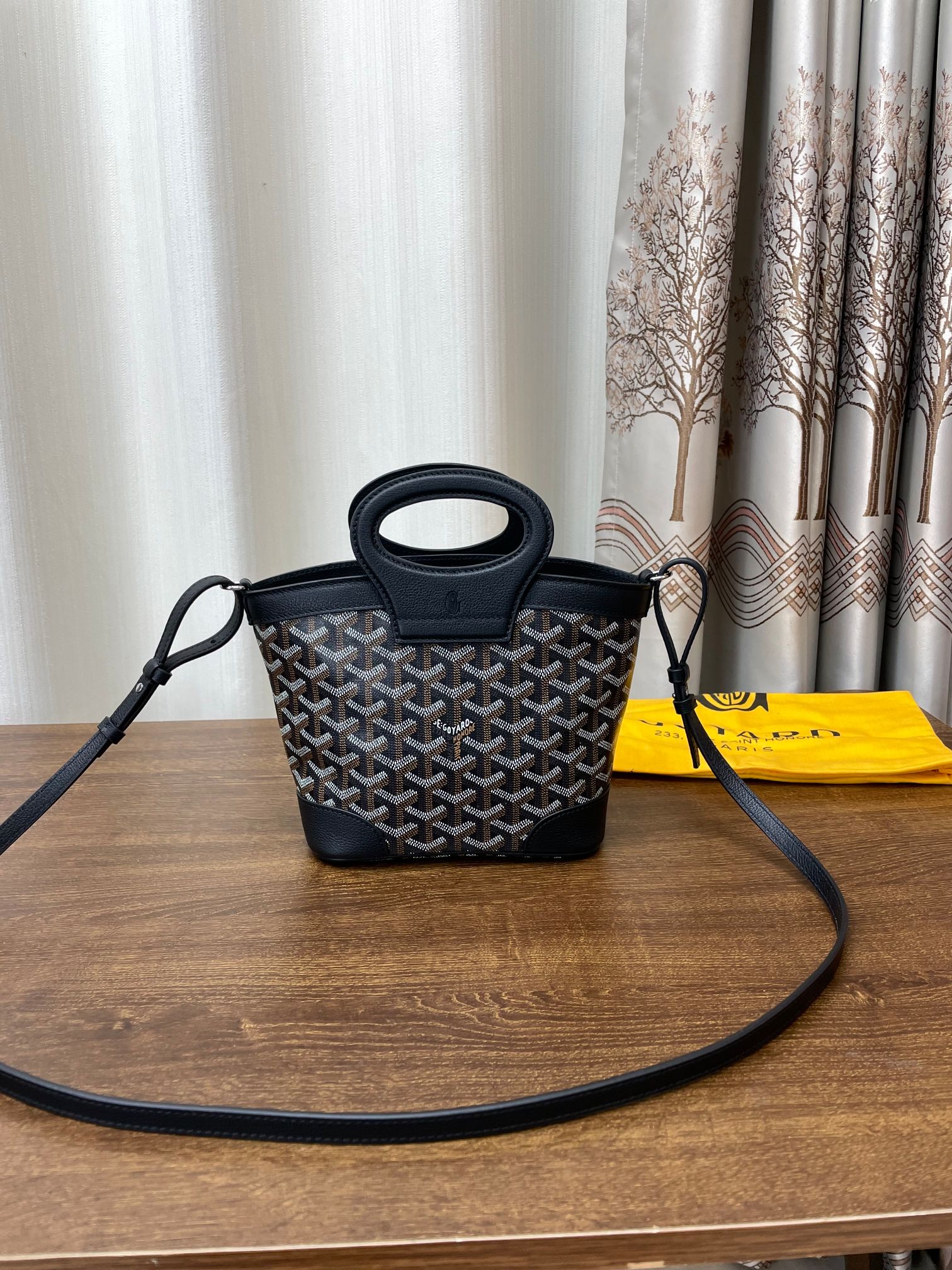 Replica Designer Bags 1:1 Goyard Beluga Mini Bag Black