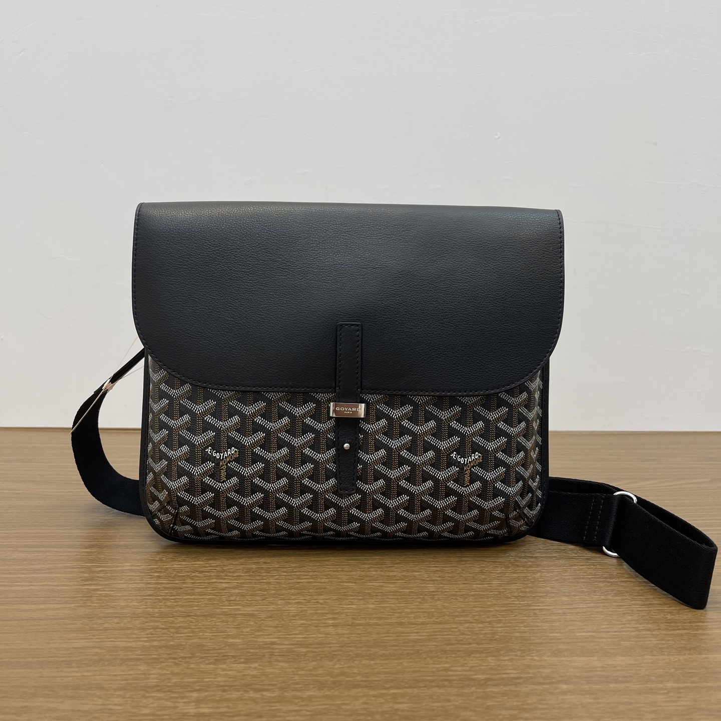 Replica Designer Bags 1:1 Goyard Coursier Black