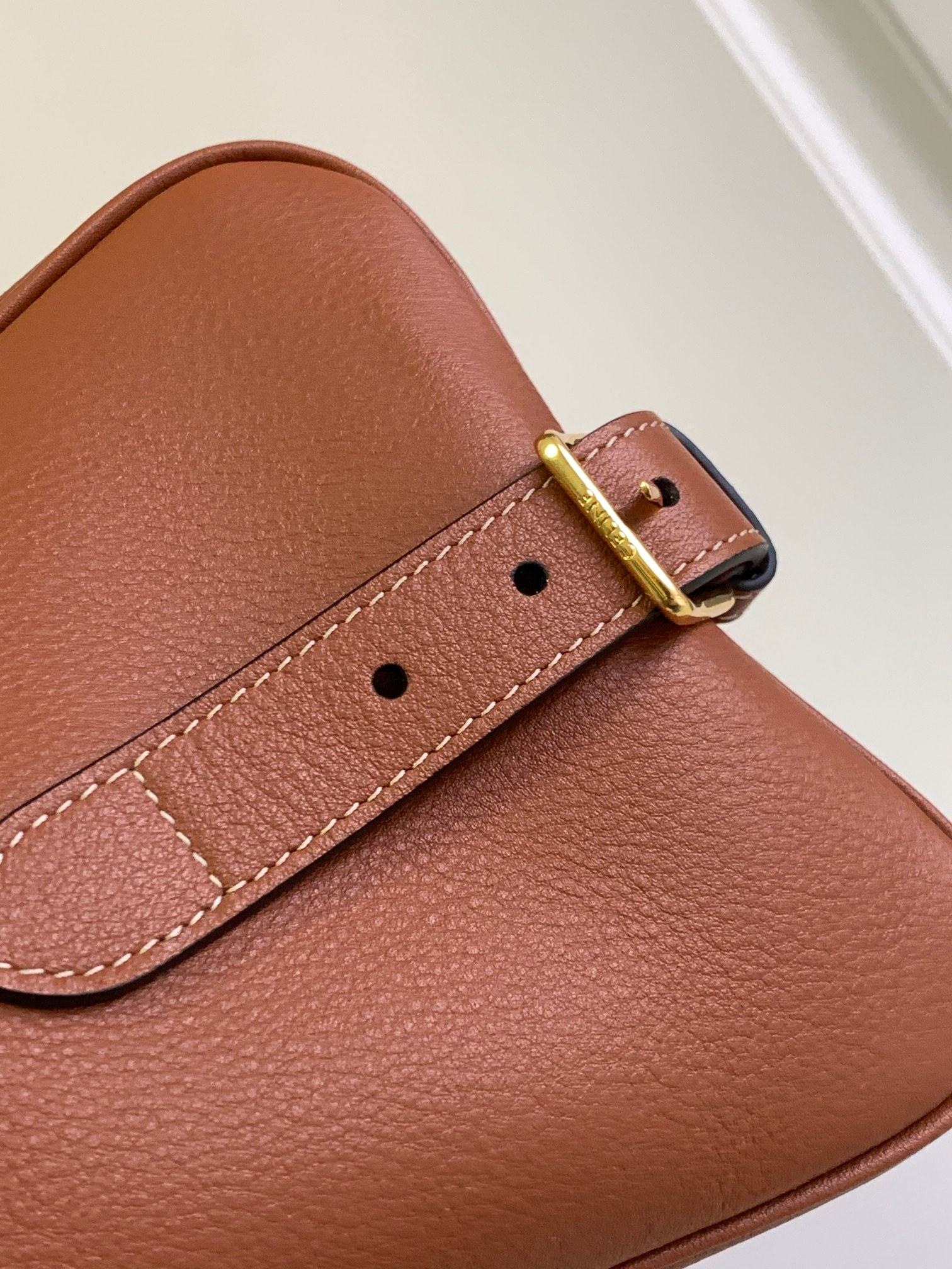 Celine Replica Designer Bags 1:1 Supple Calfskin Medium Appoline Tan 37.5 X 22 X 16 CM - Image 6