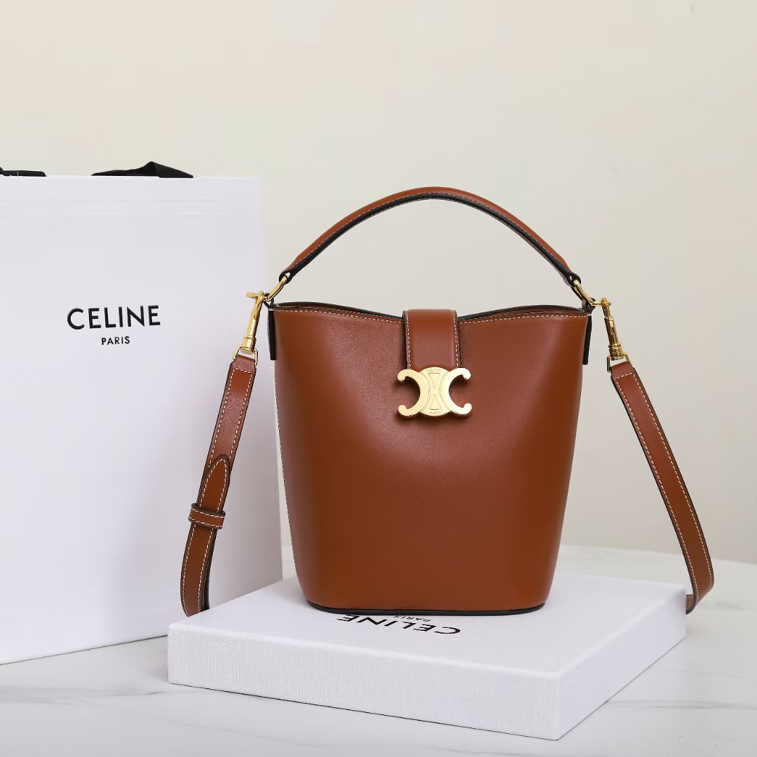 Louise Bucket Small