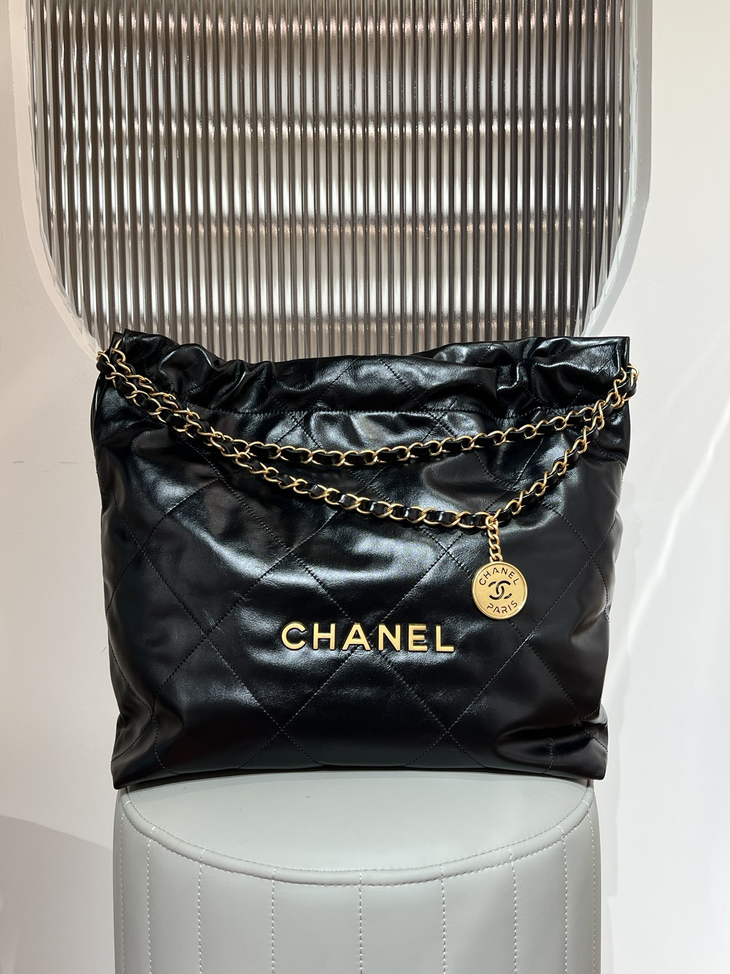 CHANEL 22