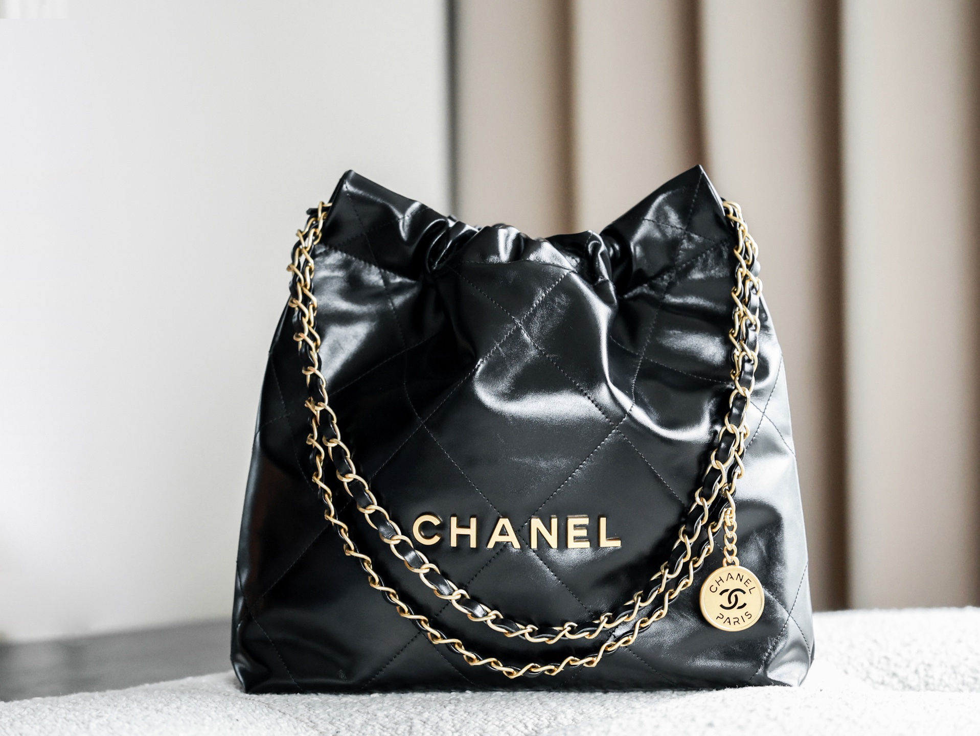 CHANEL 22