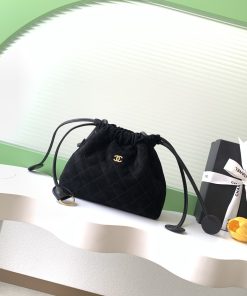 Clutch With Leather Strap Black 17 × 22 × 8 CM