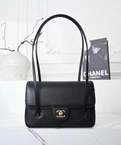 Small Flap Bag Black 15 × 22 × 7 CM