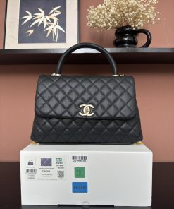 Large Flap Bag With Top Handle Black 18 × 29 × 12 CM