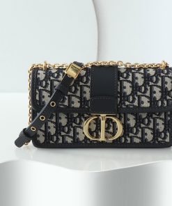 30 Montaigne East-West Bag with Chain Blue Dior Oblique Jacquard Antique Gold-Tone Metal 12.0 × 6.0 × 21.0 CM
