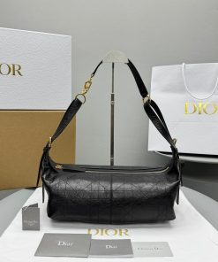 Small D-Journey Bag in Crinkled Calfskin Black Gold-Tone Metal 14.5 × 14.0 × 25.5 CM