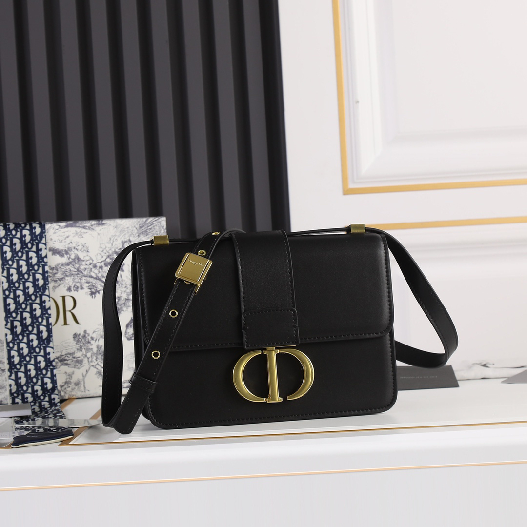 30 Montaigne