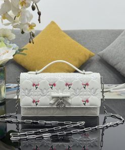 Dioramour My Dior Mini Bag White Cannage Lambskin Embroidered with Multicolor Doves & Roses Motif Silver-Tone Metal 11.5 × 4.5 × 21.0 CM