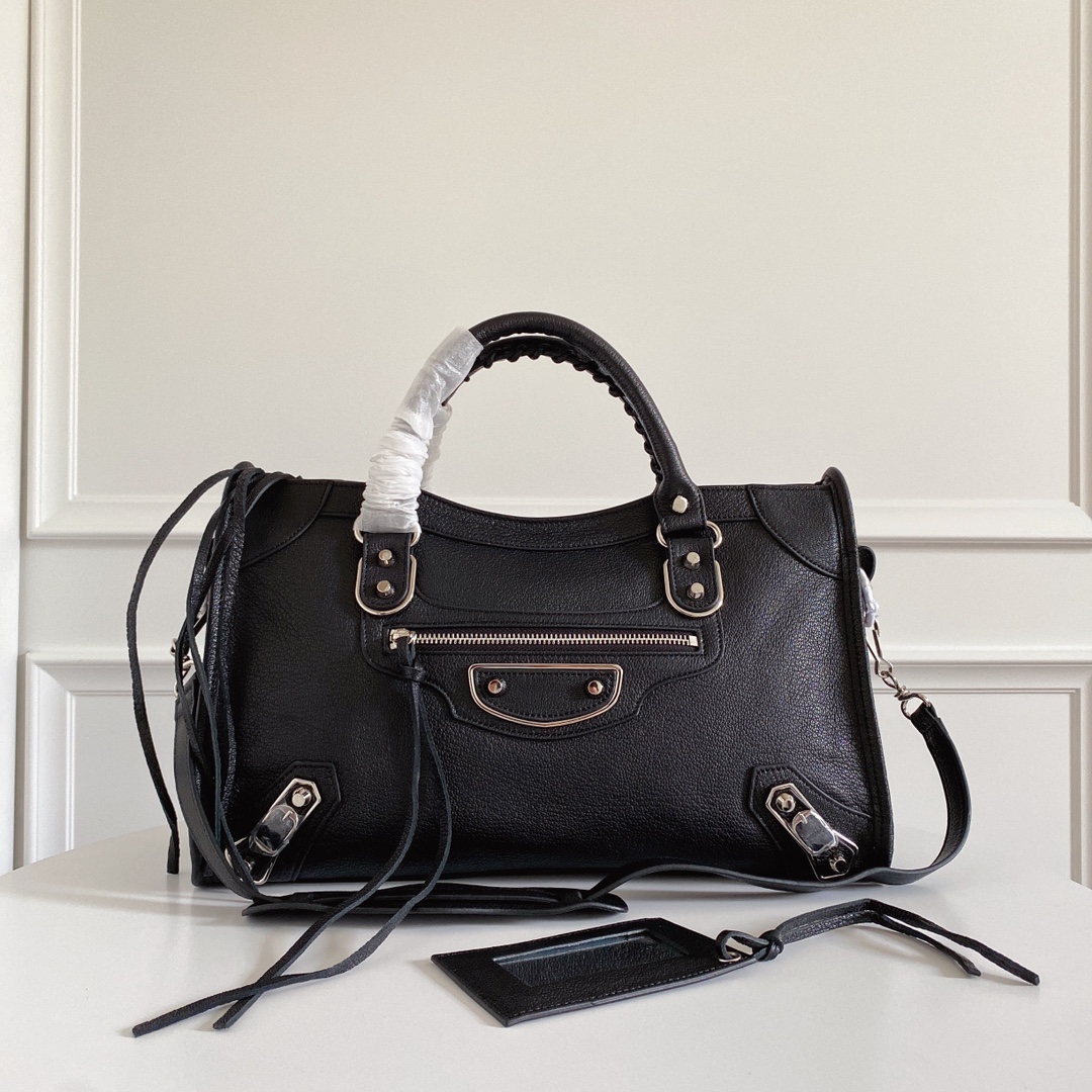 Classic City Medium Silver