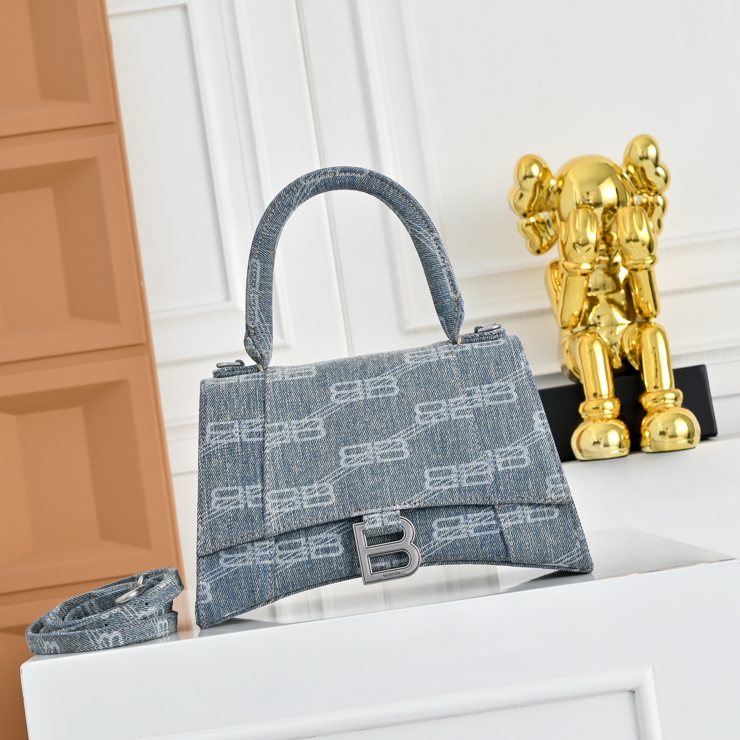 Hourglass Top Handle Bag Small