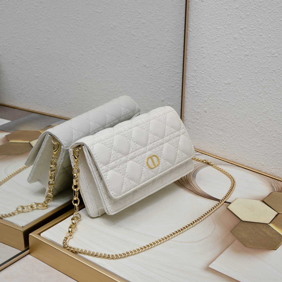 Dior Caro - Image 2
