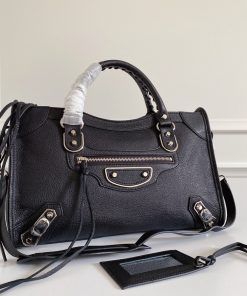 Alternative view of Classic City Medium Silver