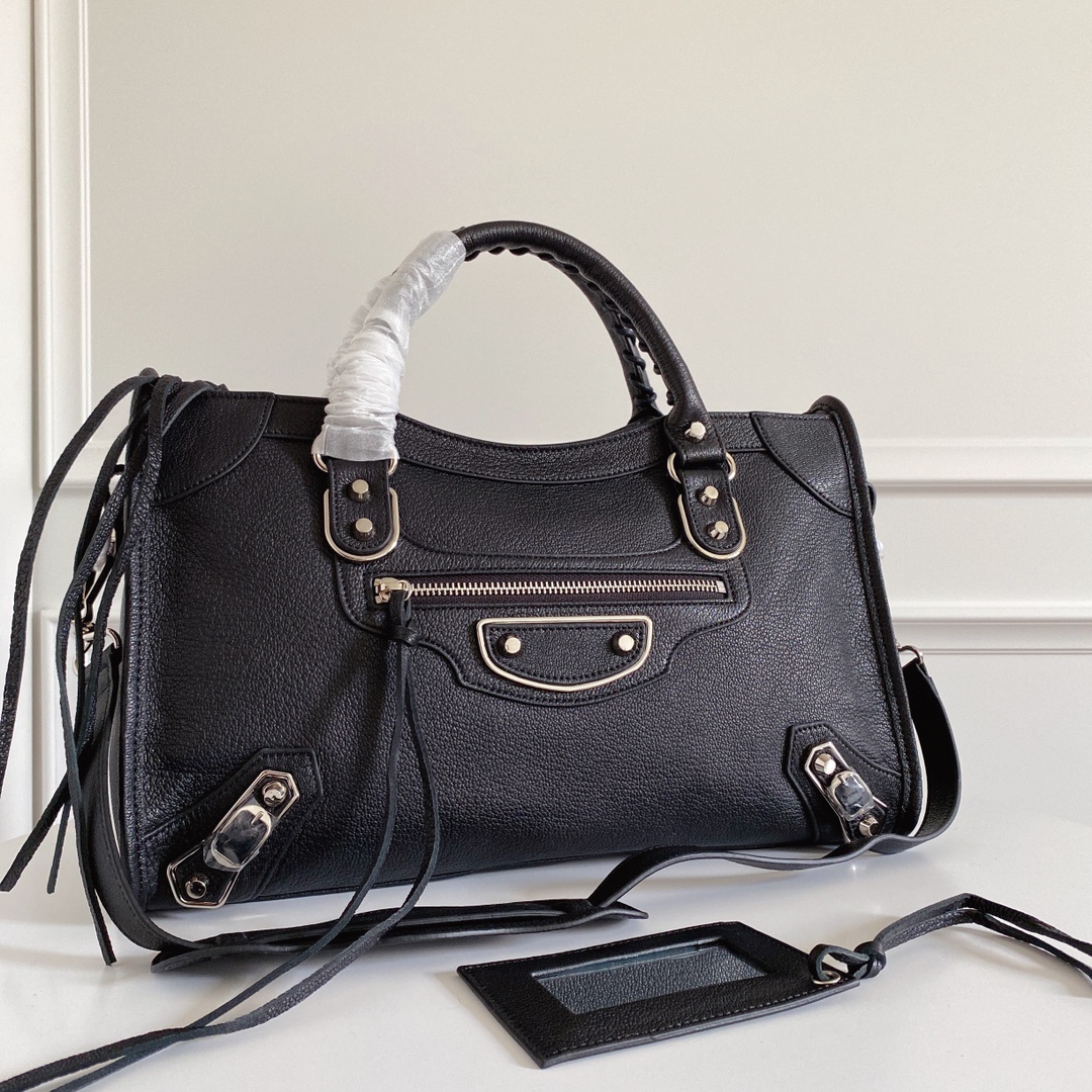 Classic City Medium Silver