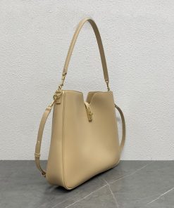 Alternative view of Camille 16 Soft Bag Medium Modern Taupe