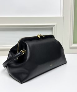 Alternative view of Doctor Pouch