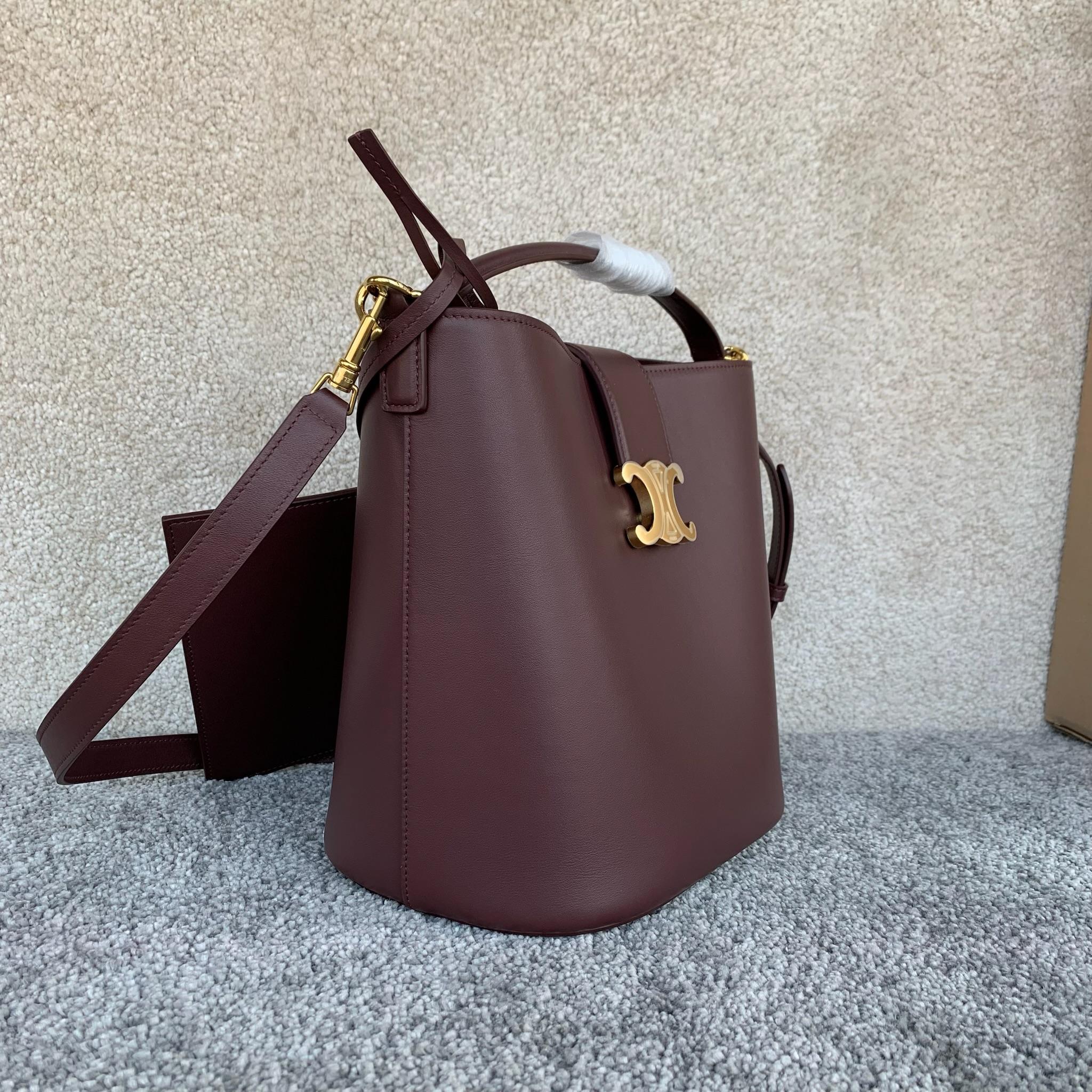 Louise Bucket Medium Chestnut