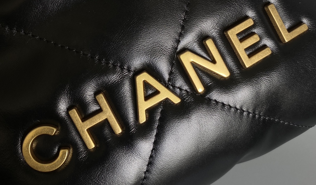 CHANEL 22 - Image 3