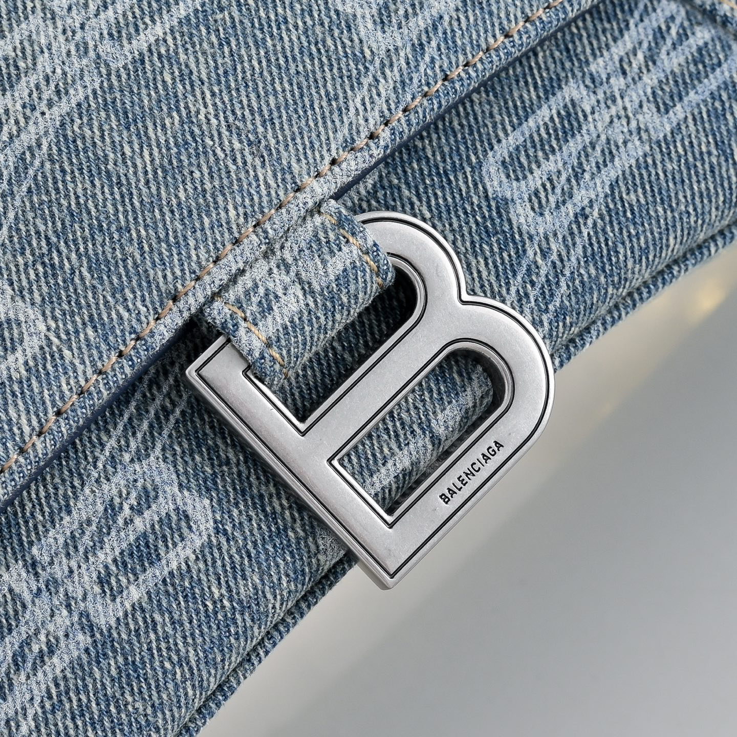 Hourglass Top Handle Bag Small