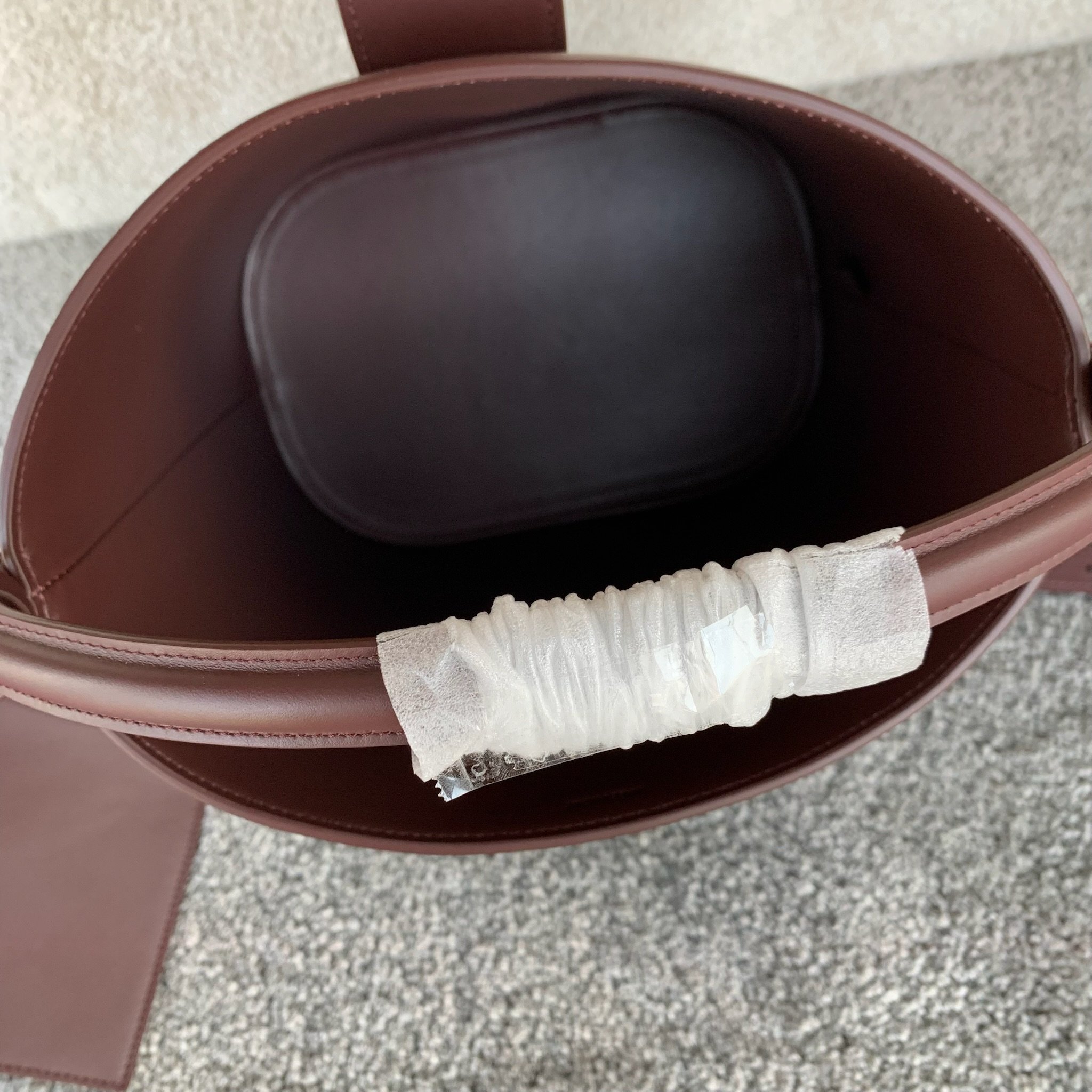 Louise Bucket Medium Chestnut