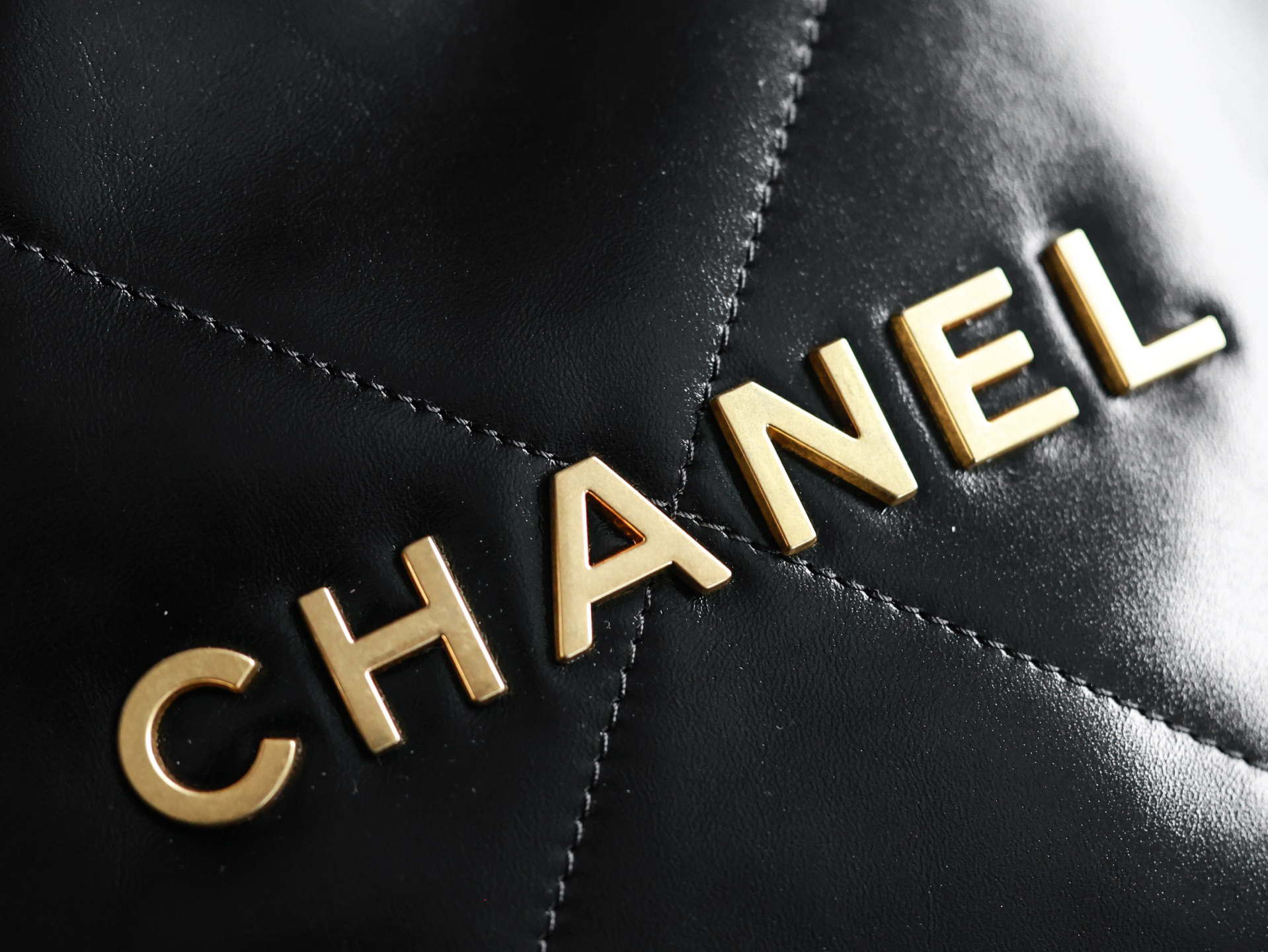 CHANEL 22 - Image 4