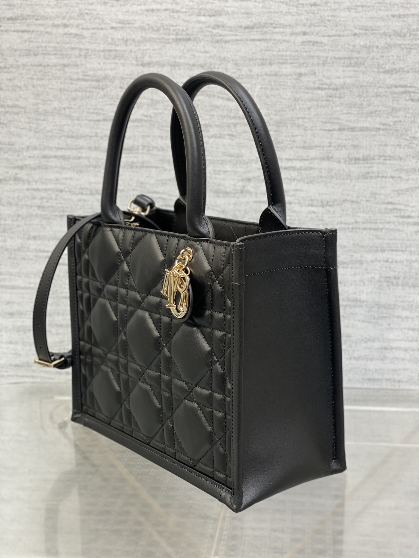 Dior Book Tote - Image 4