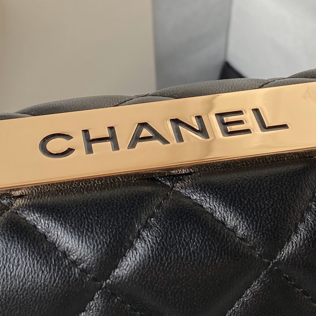 Flap Bag With Top Handle - Image 5