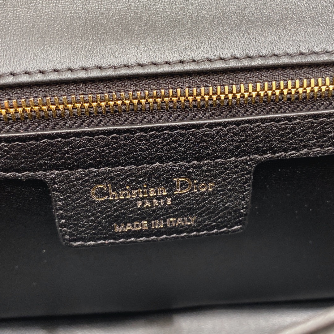 Dior Caro - Image 5