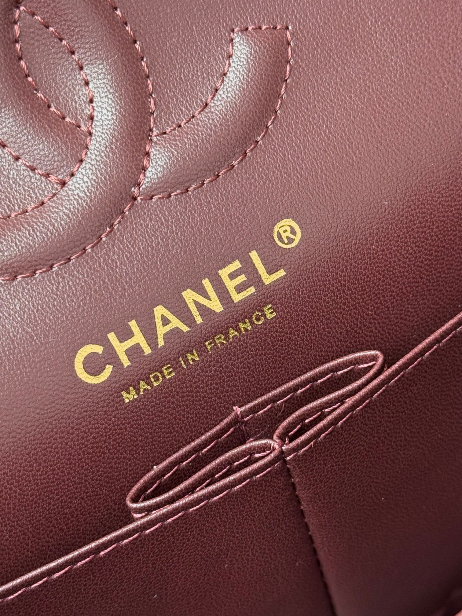 Classic Handbag - Image 6