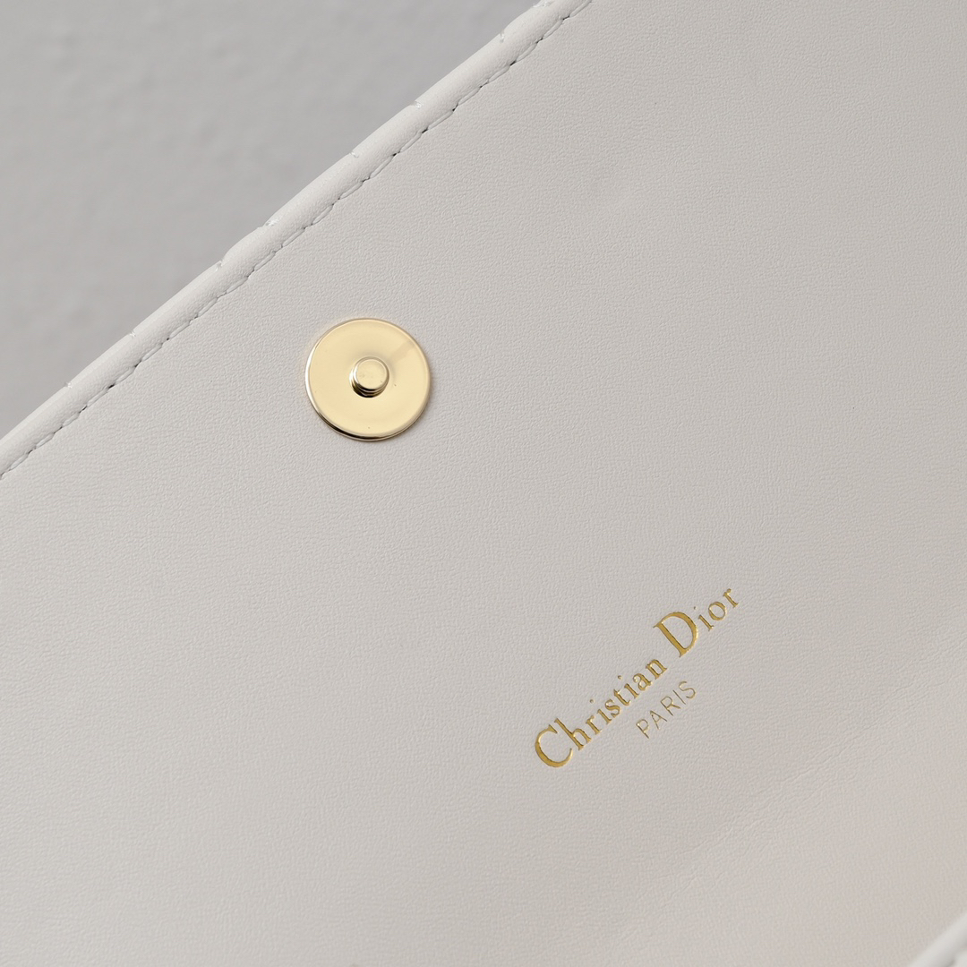 Dior Caro - Image 6