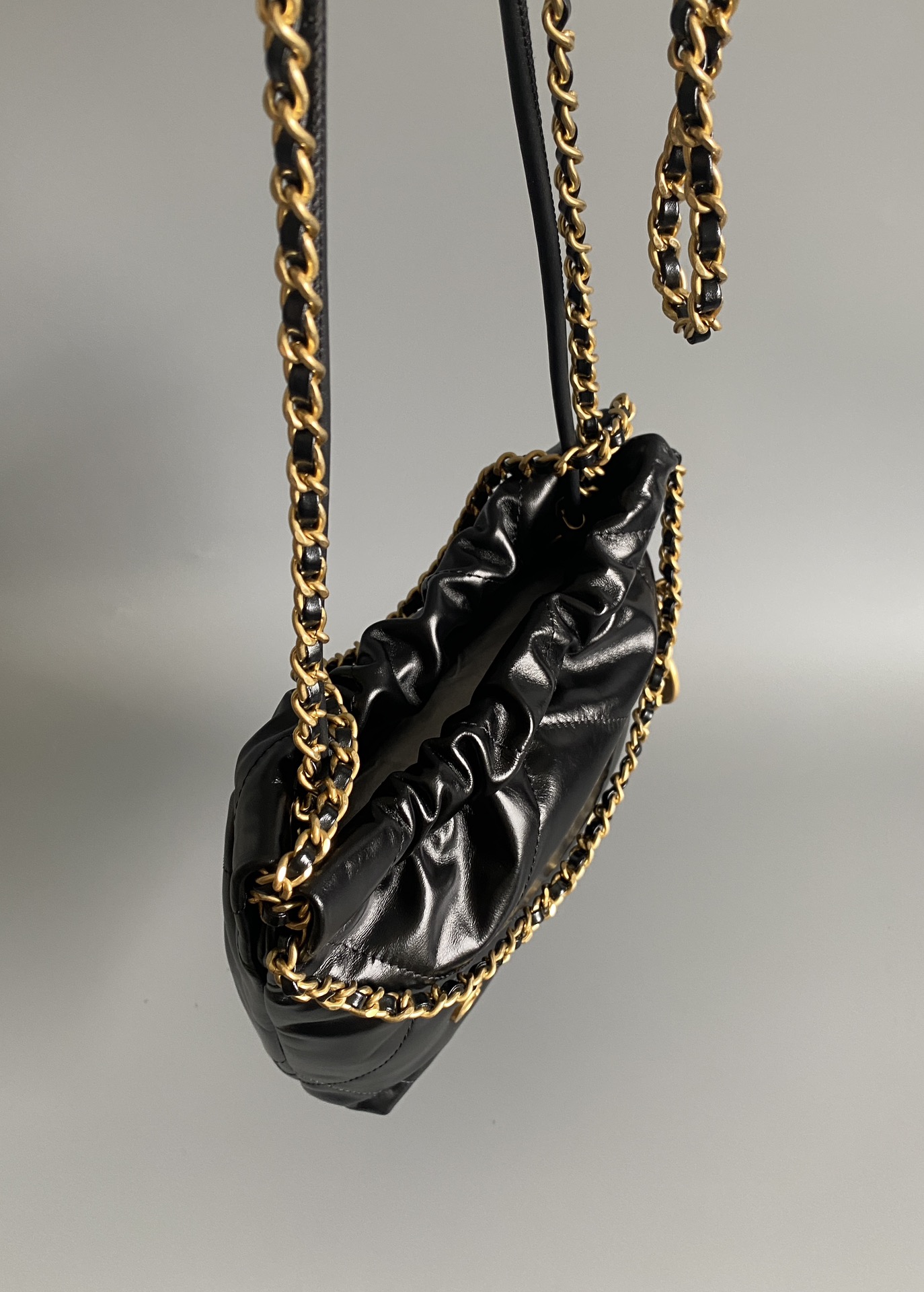 CHANEL 22 - Image 8