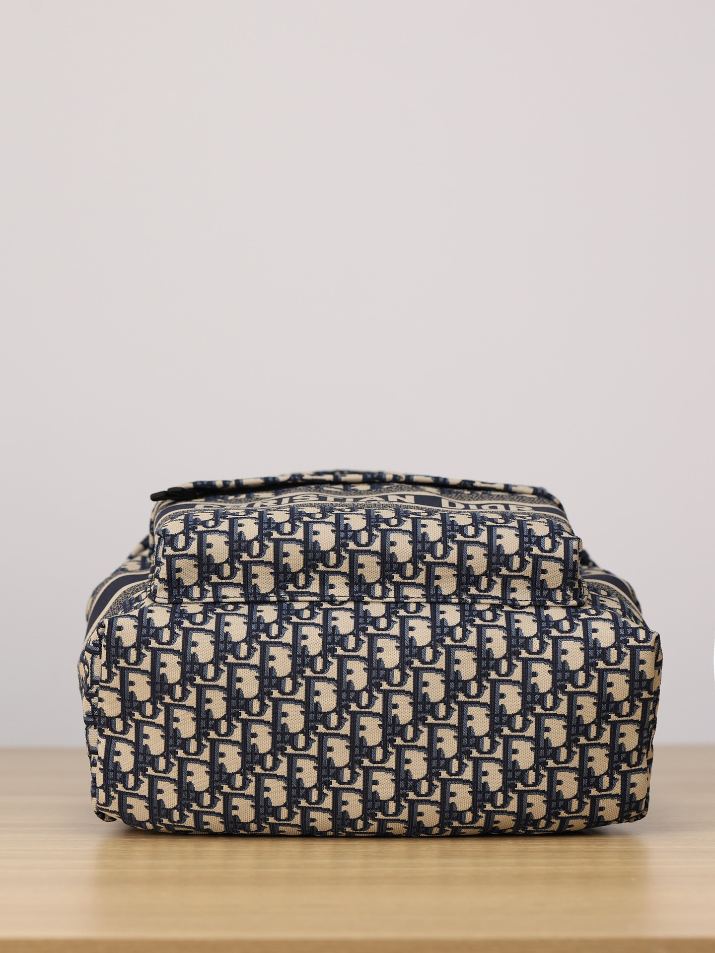 Dior Travel - Image 8