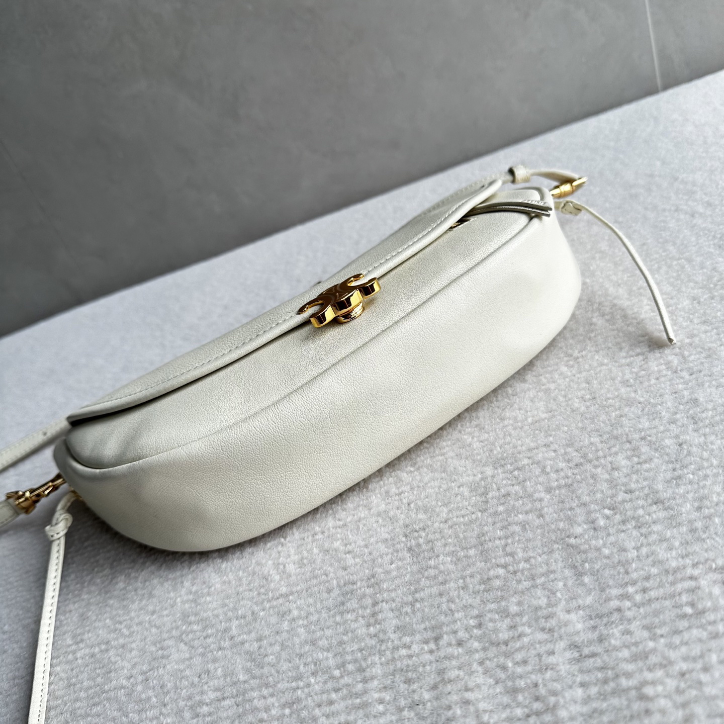Halfmoon Soft Triomphe Little