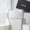 CHANEL 19